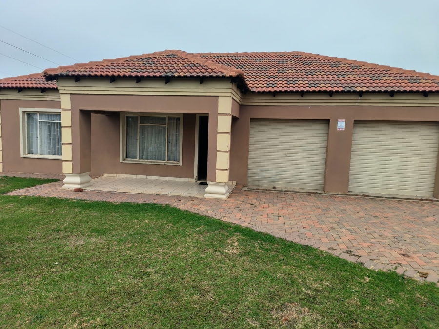 2 Bedroom Property for Sale in Flamwood North West